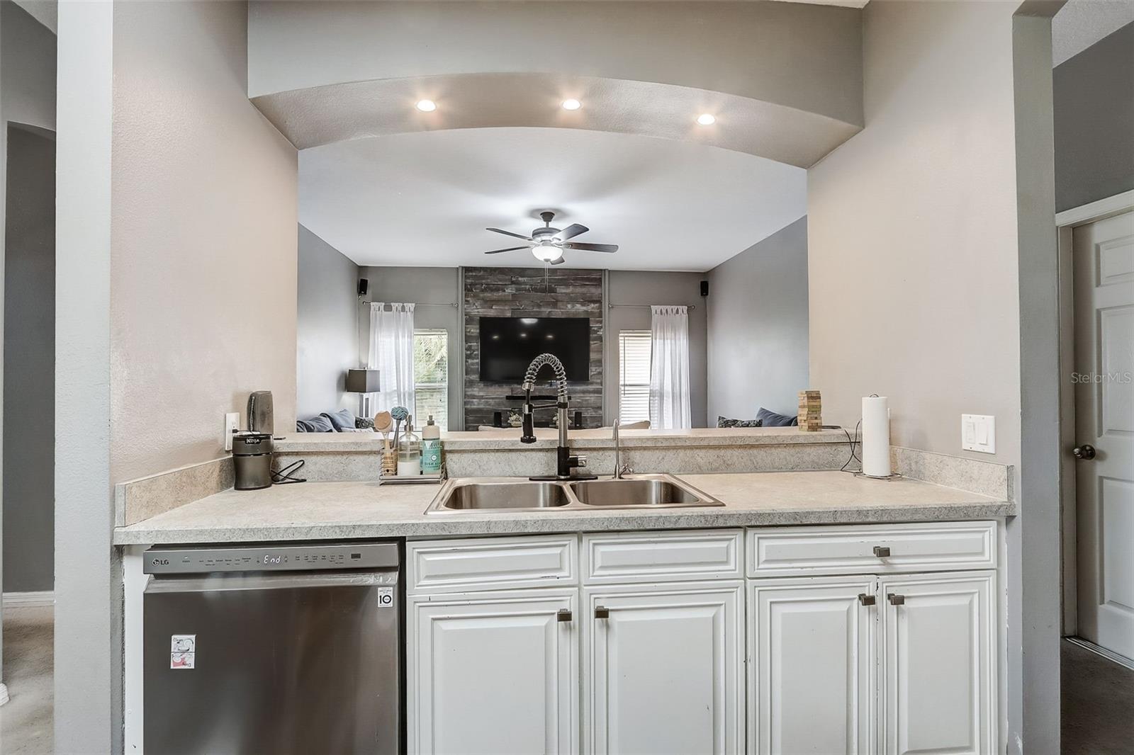 3404 GREAT POND DR