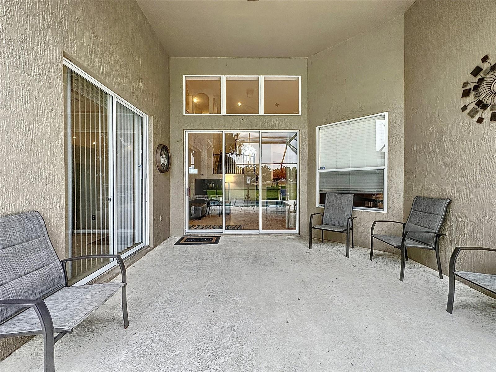 8189 FAN PALM WAY