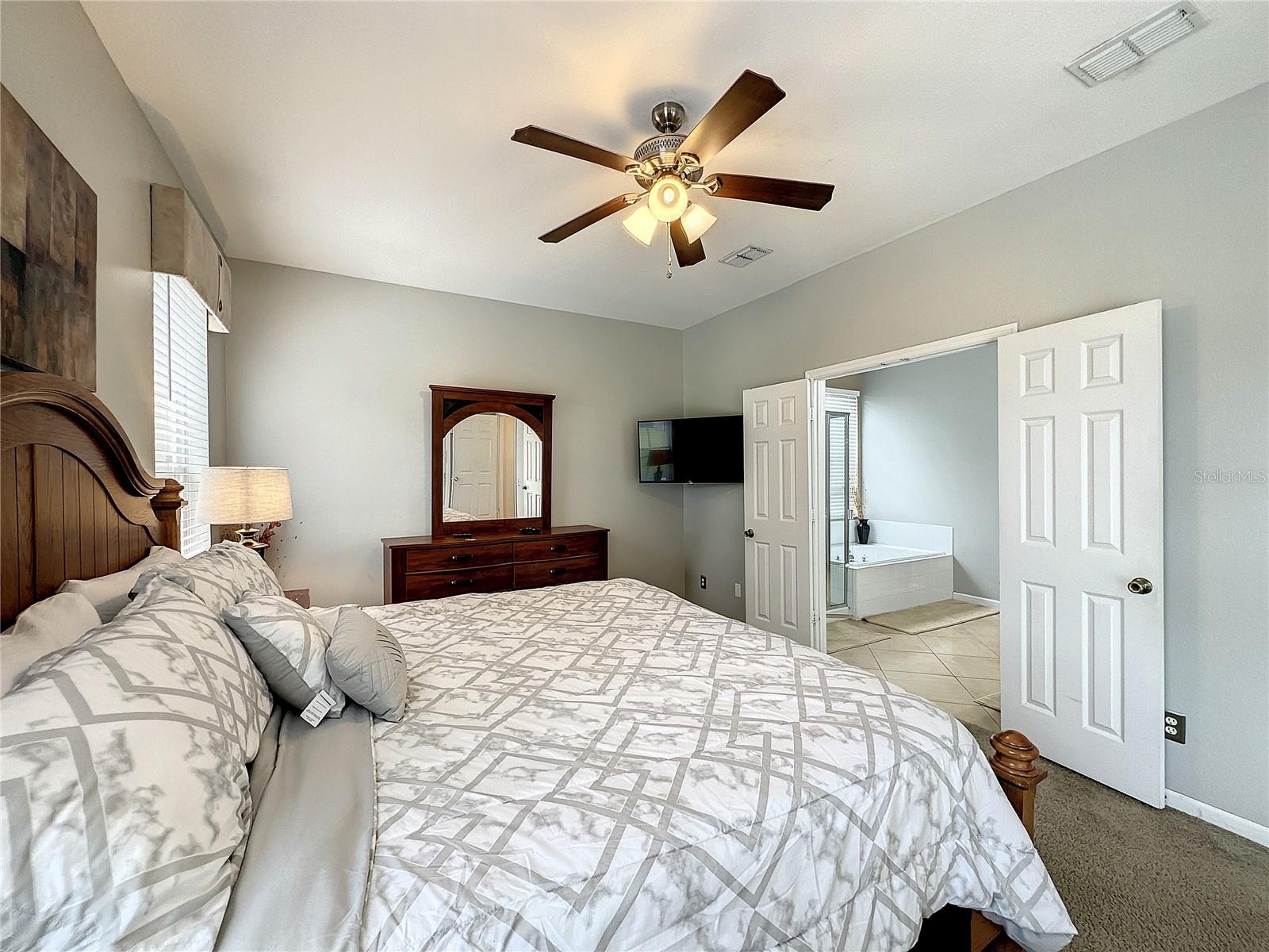 8189 FAN PALM WAY