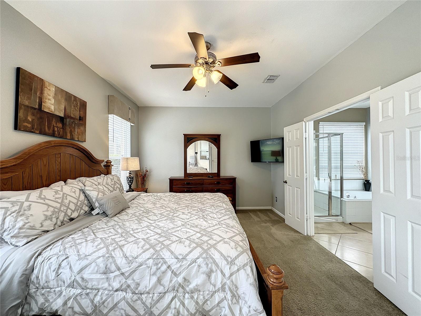 8189 FAN PALM WAY