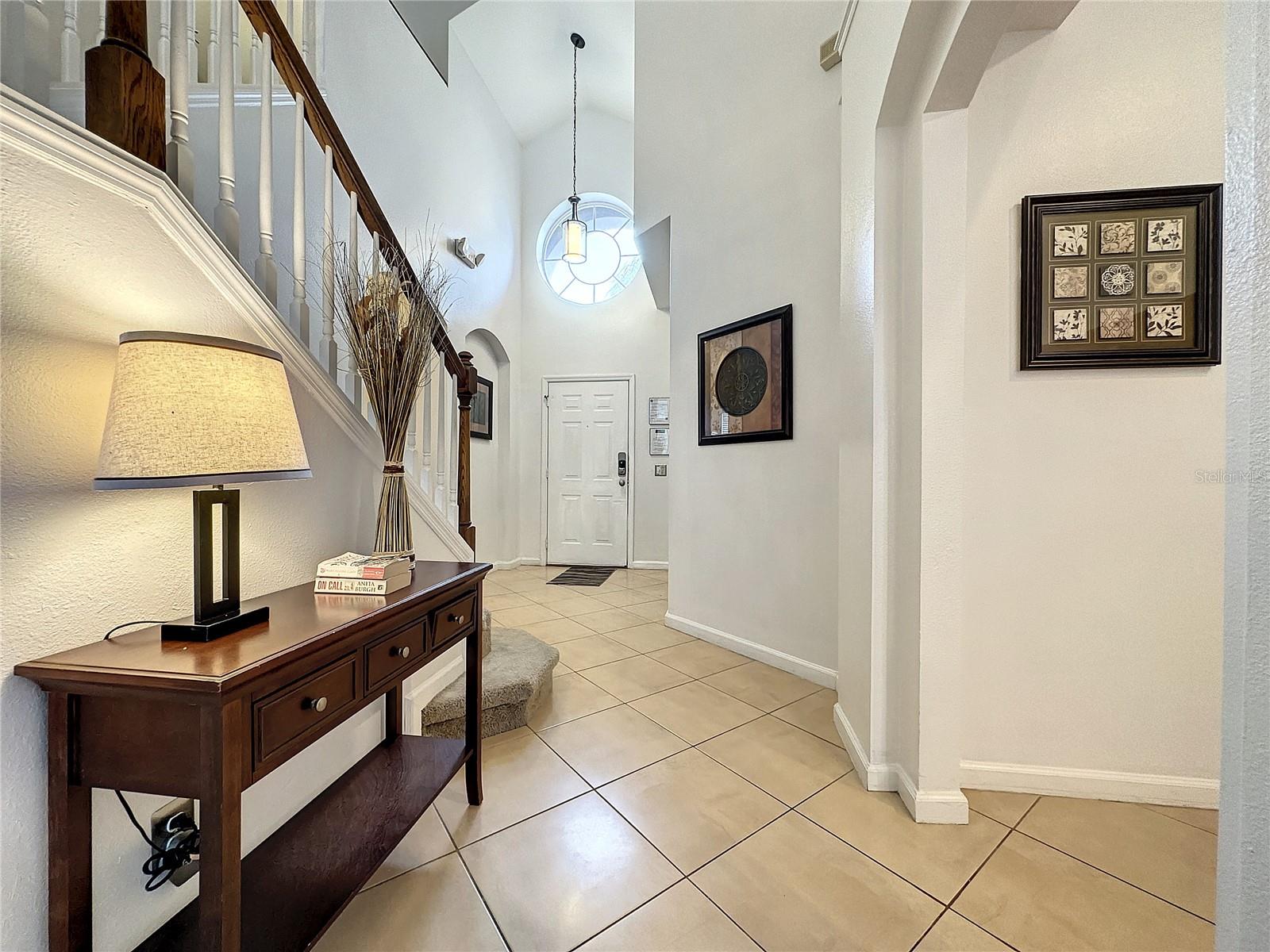8189 FAN PALM WAY