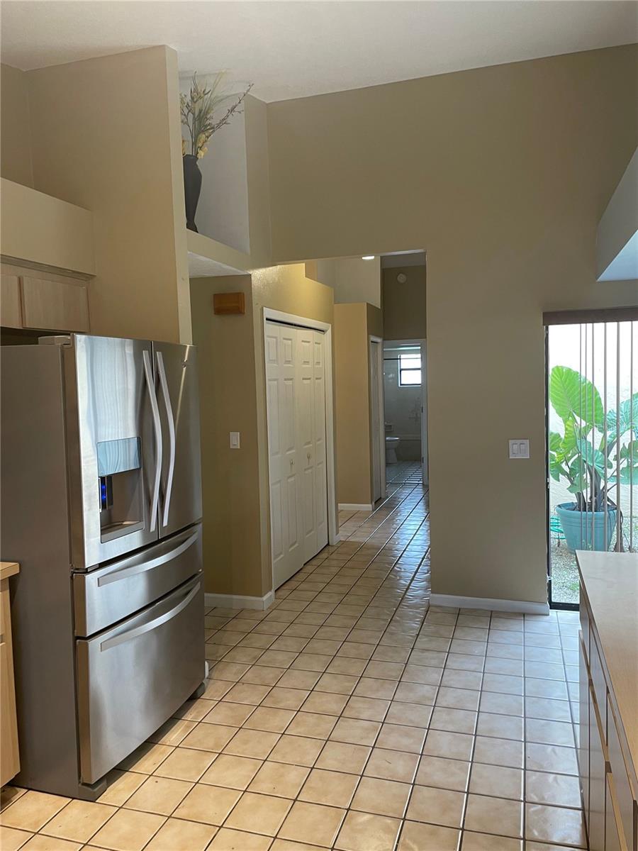 849 MENDOZA DR