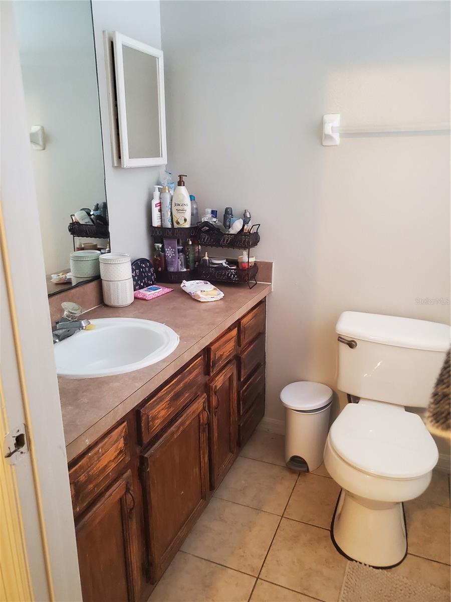 522 -524 IMPERIAL PL