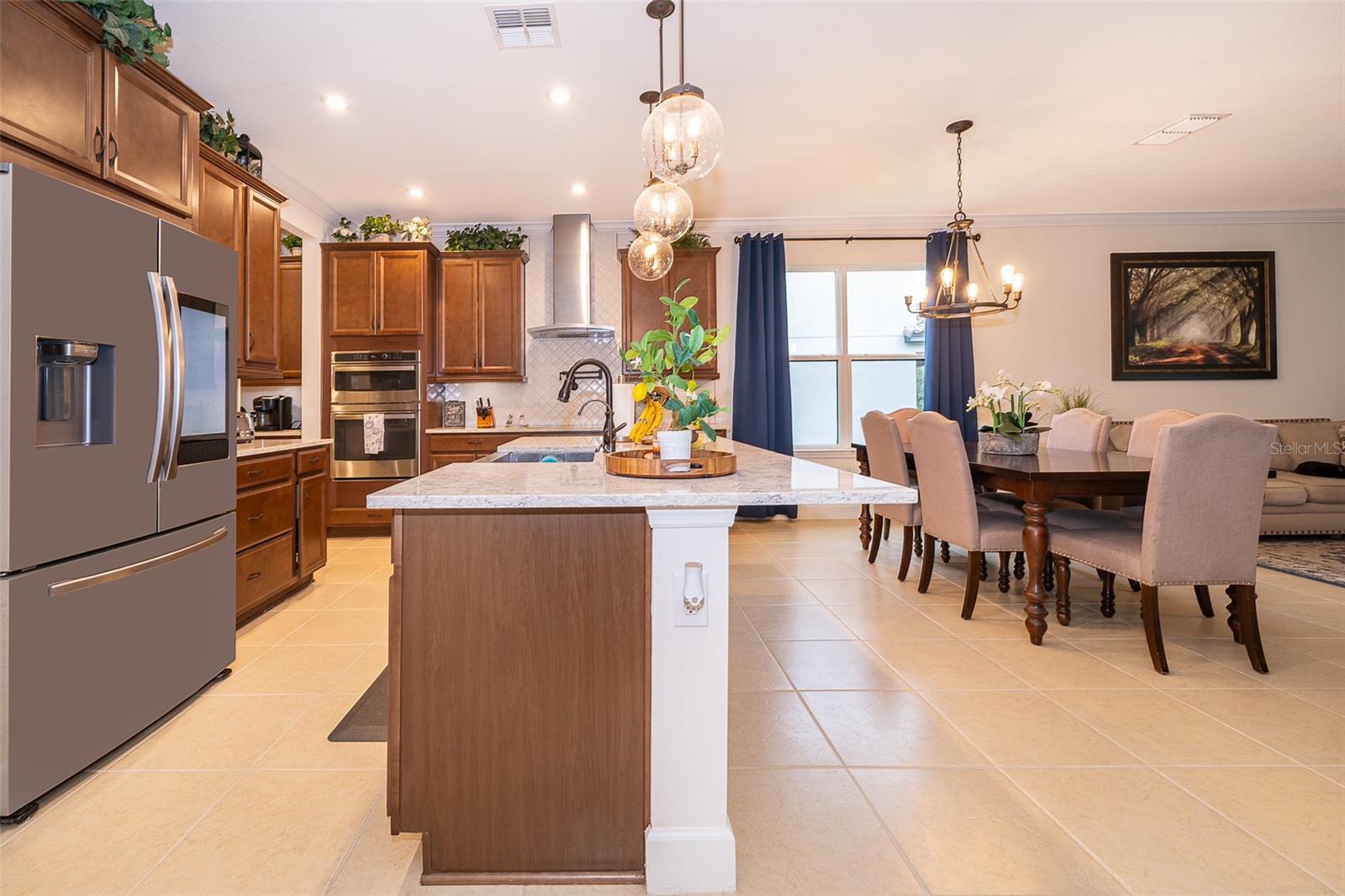 3885 CARRICK BEND DR