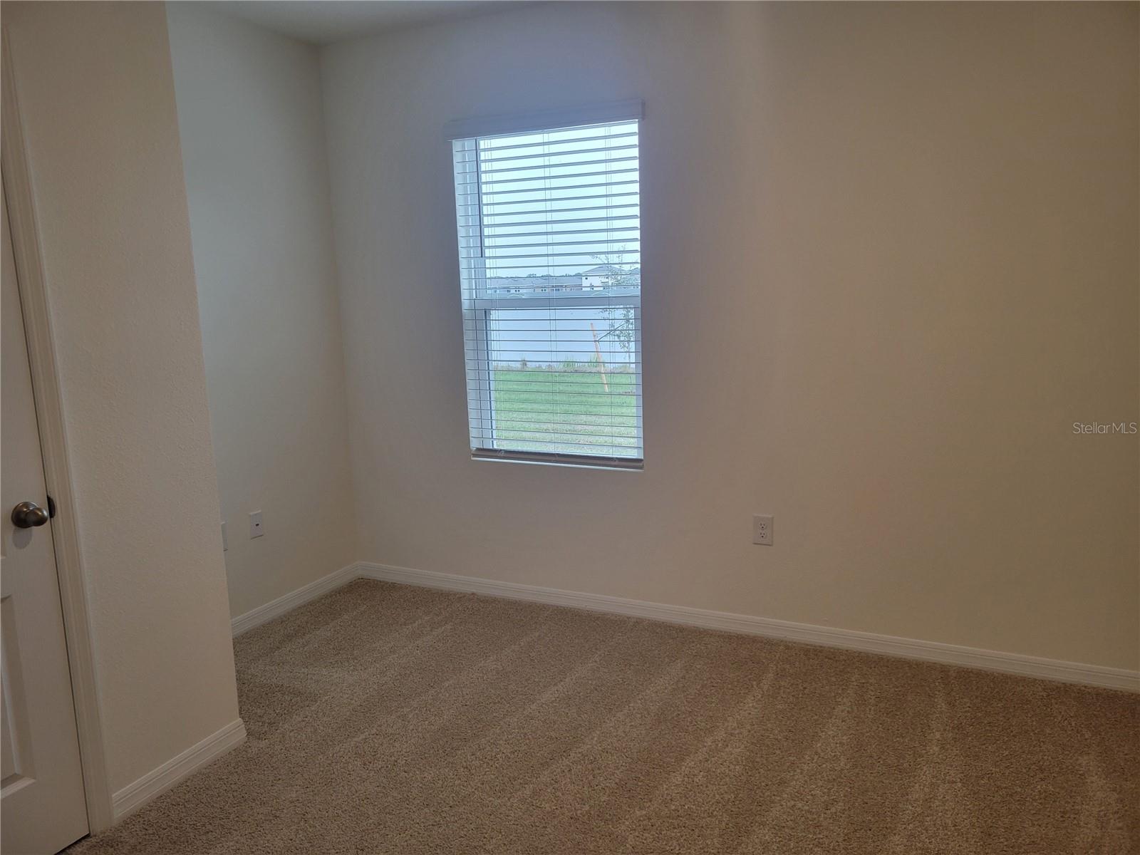 1786 WALNUT CREEK DR