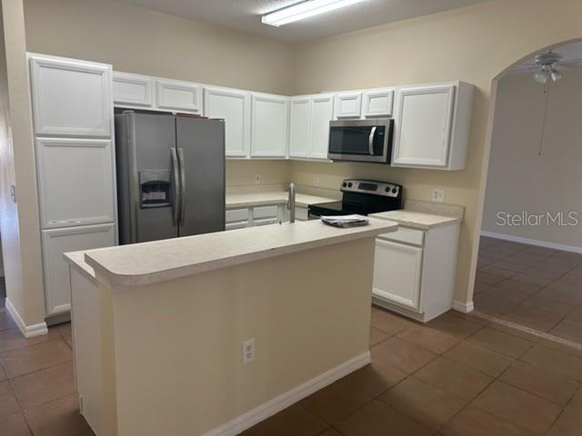 927 ALSACE DR