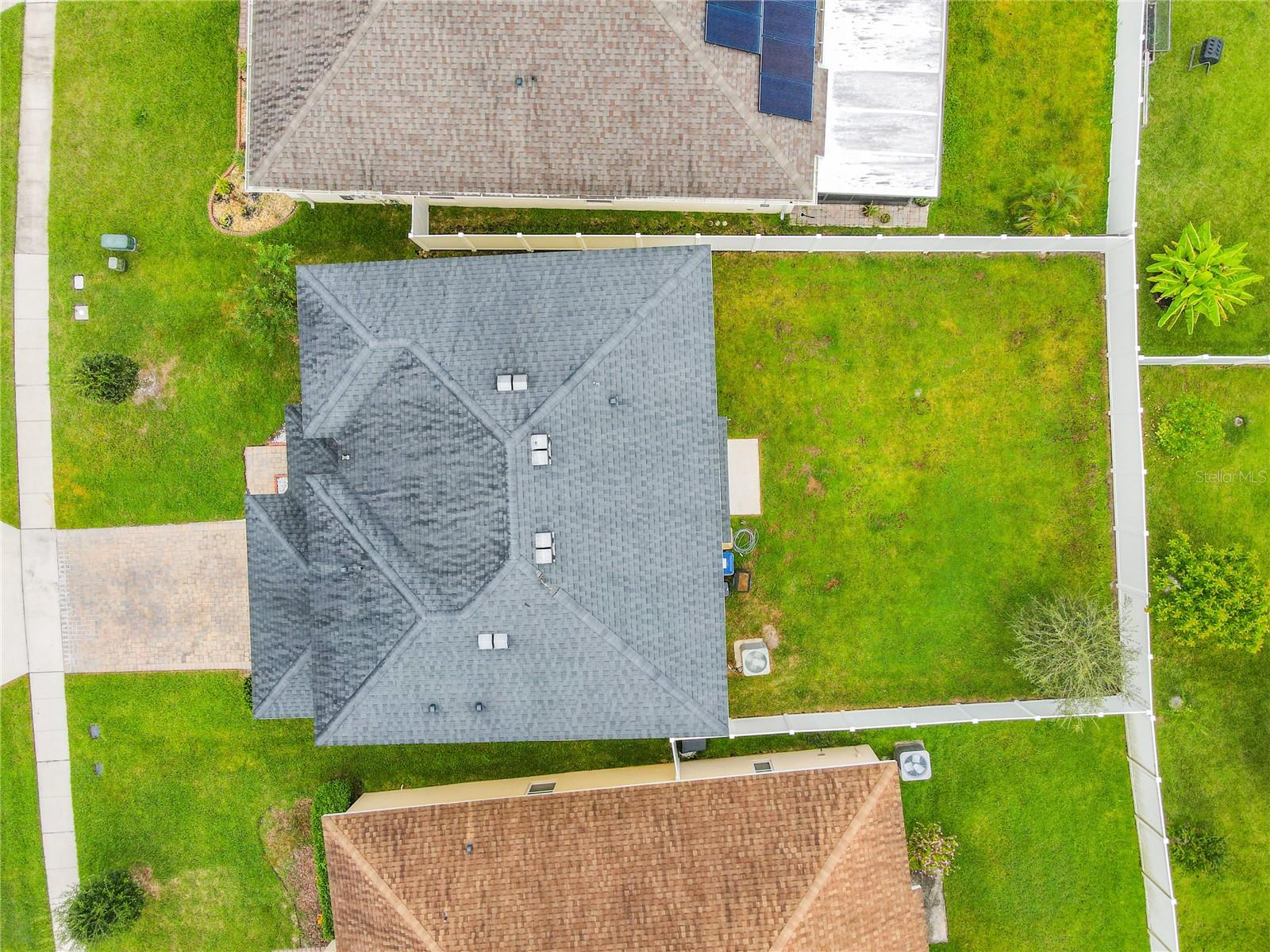 4819 ROCKVALE DR