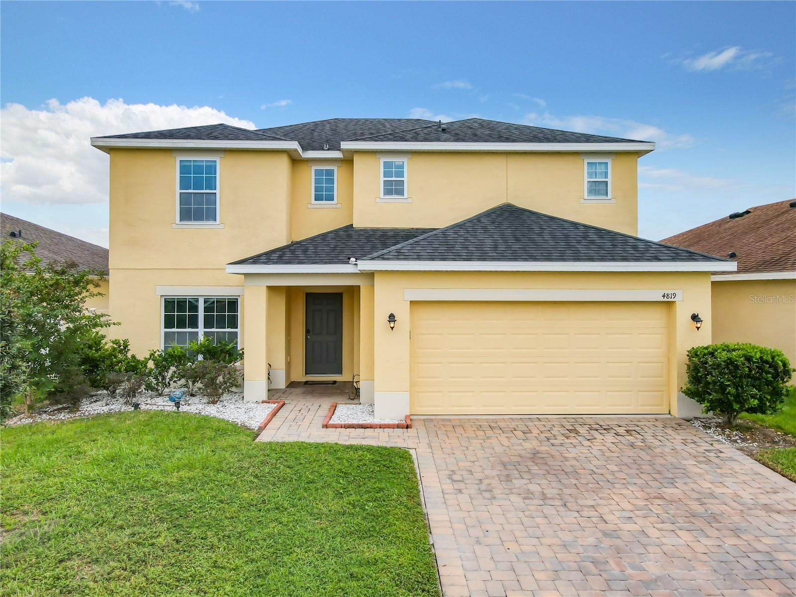 4819 ROCKVALE DR