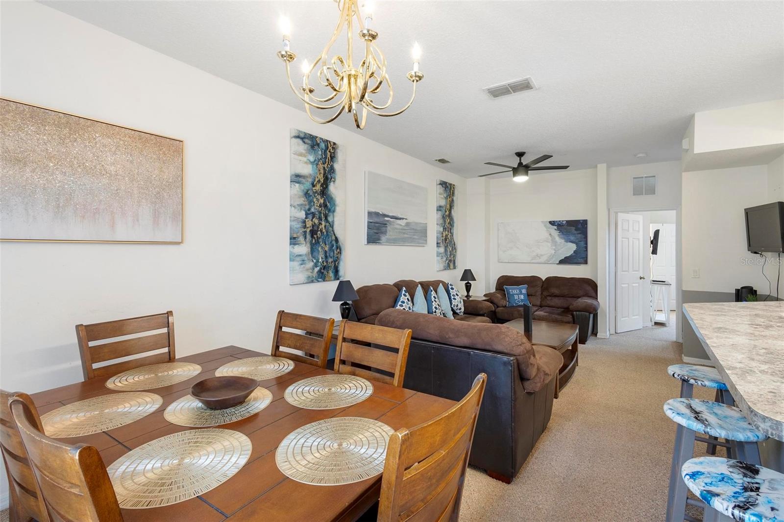1228 S BEACH CIR