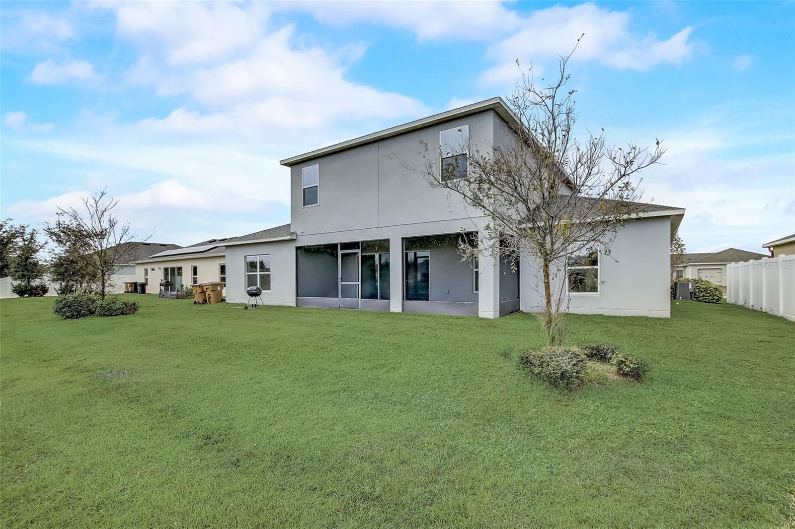 307 BLUE LAKE CIR