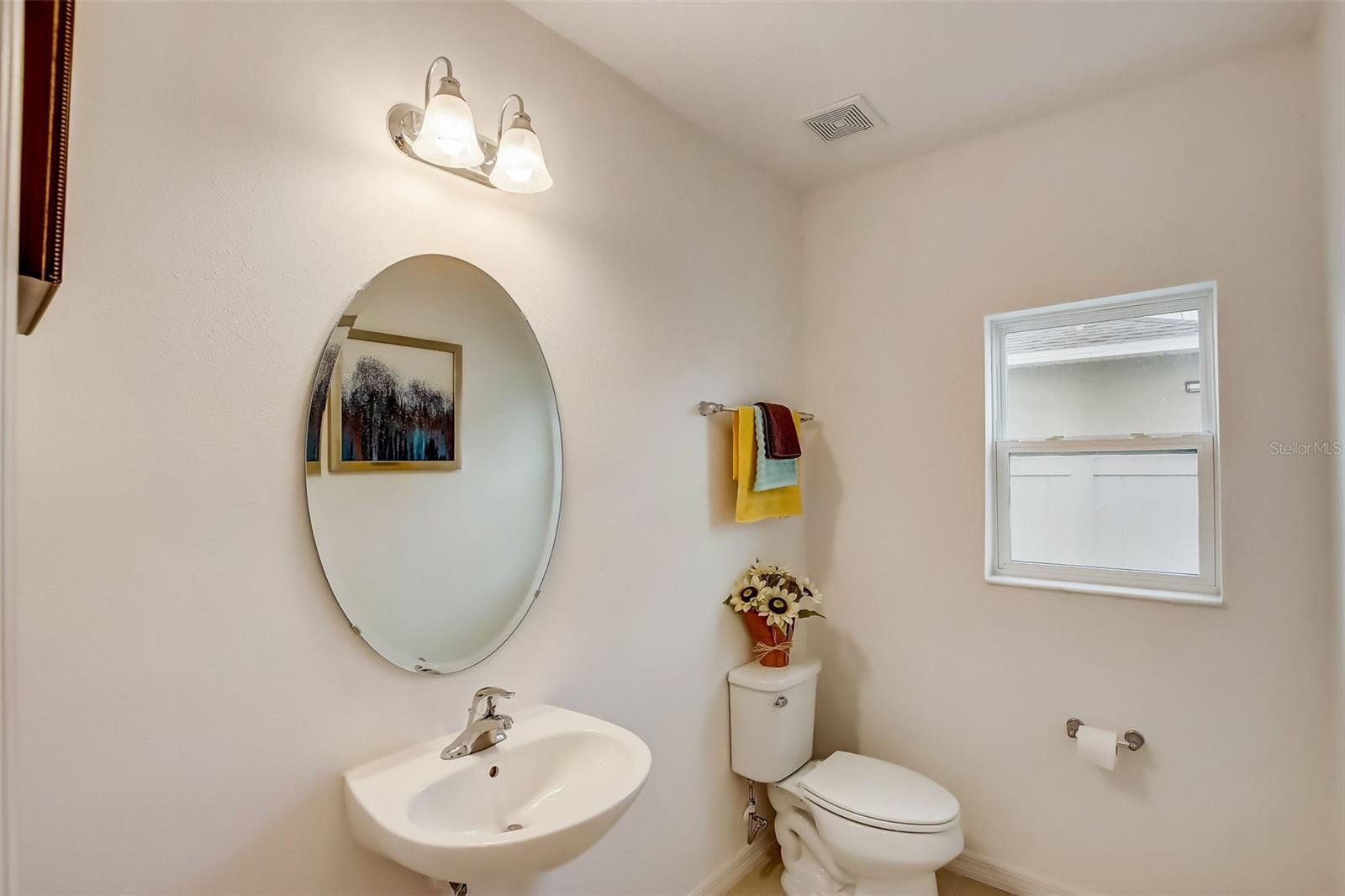 307 BLUE LAKE CIR