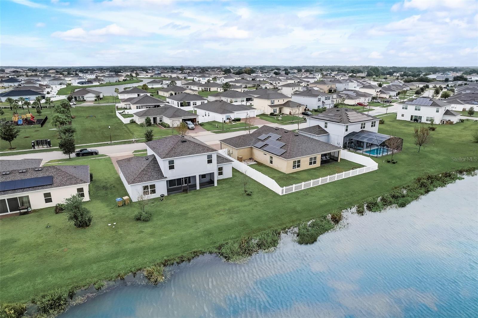 307 BLUE LAKE CIR