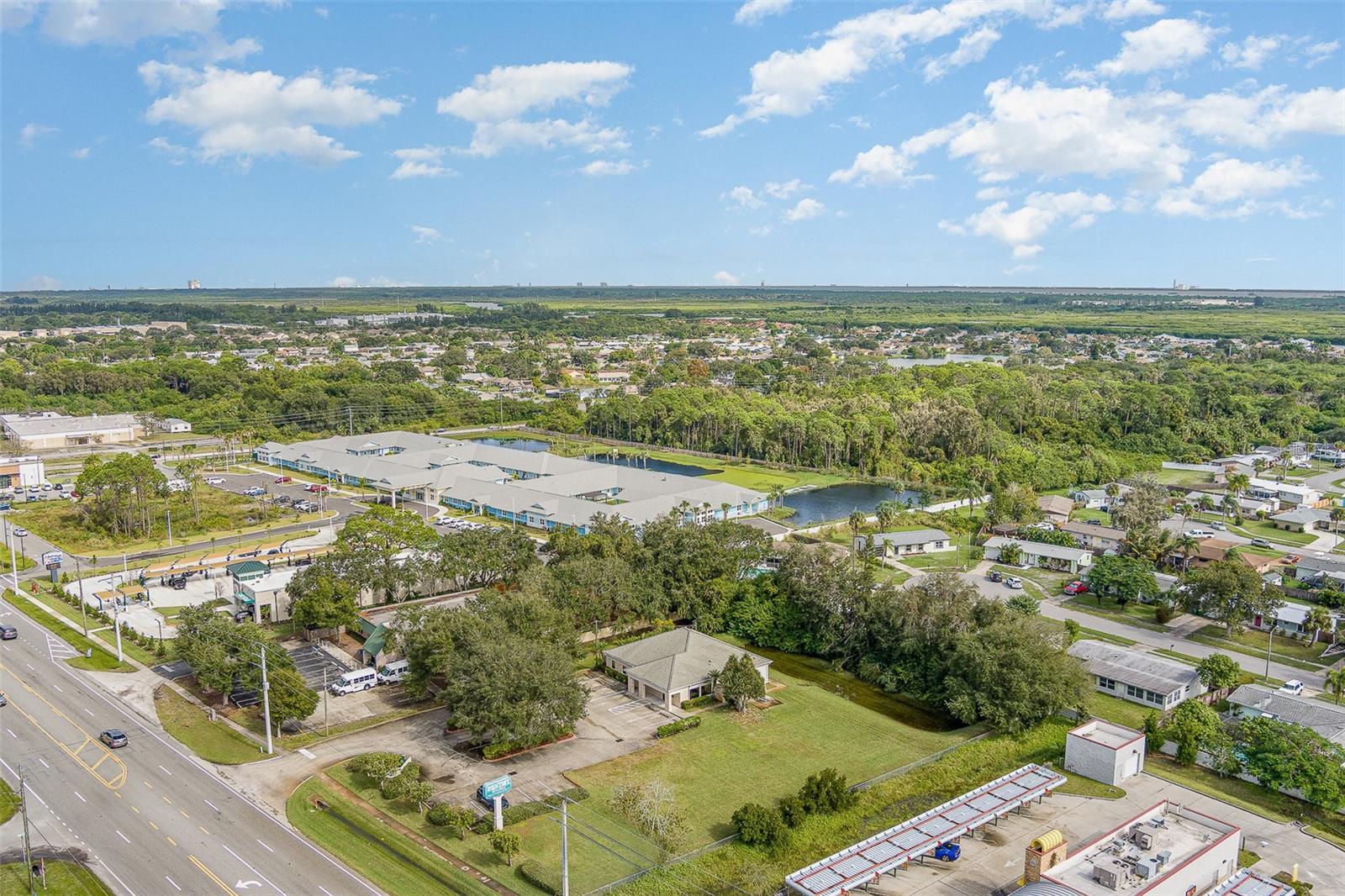 2180 N COURTENAY PKWY