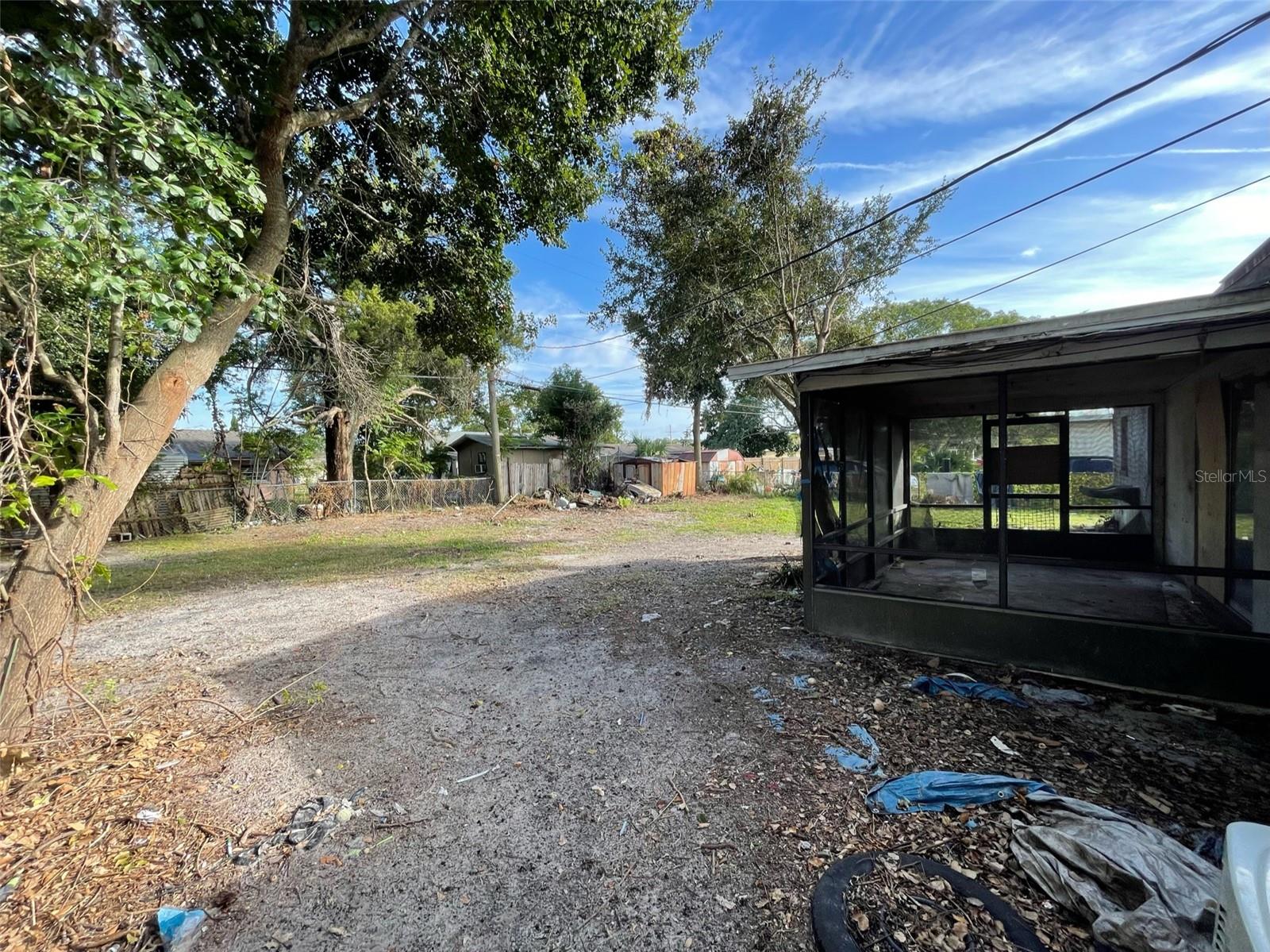4309 FAIRLAWN DR
