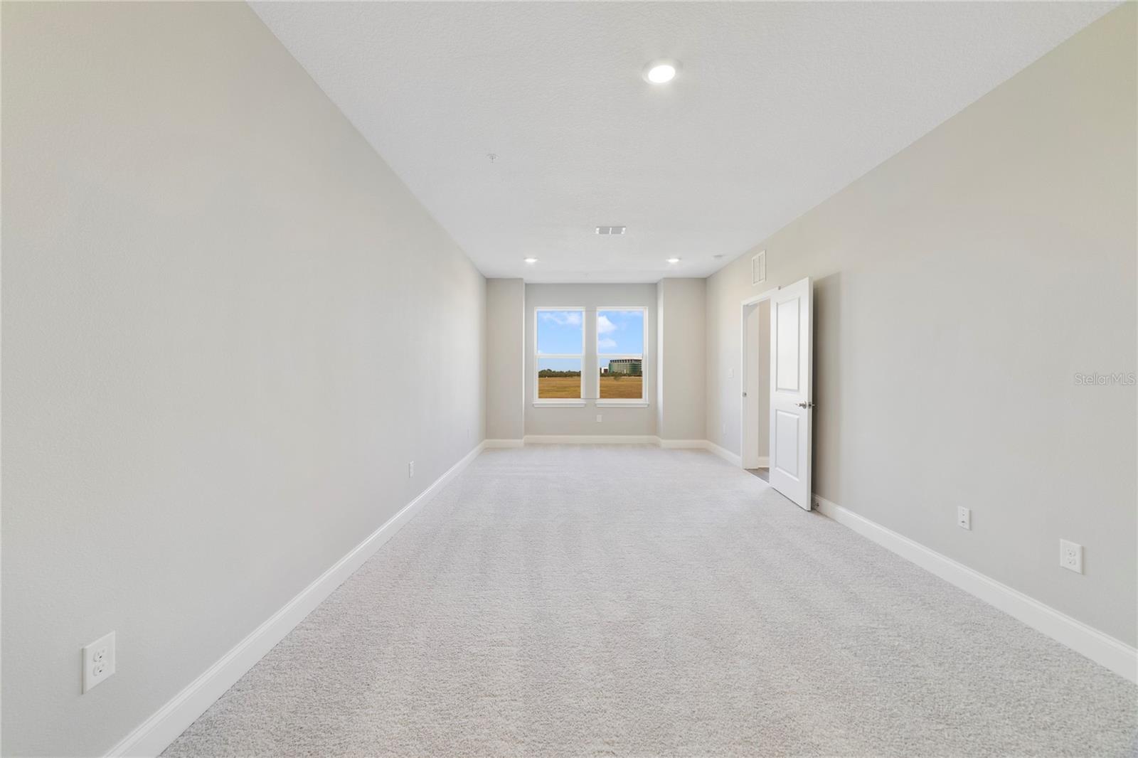 7521 LAUREATE BLVD #5304, #5304