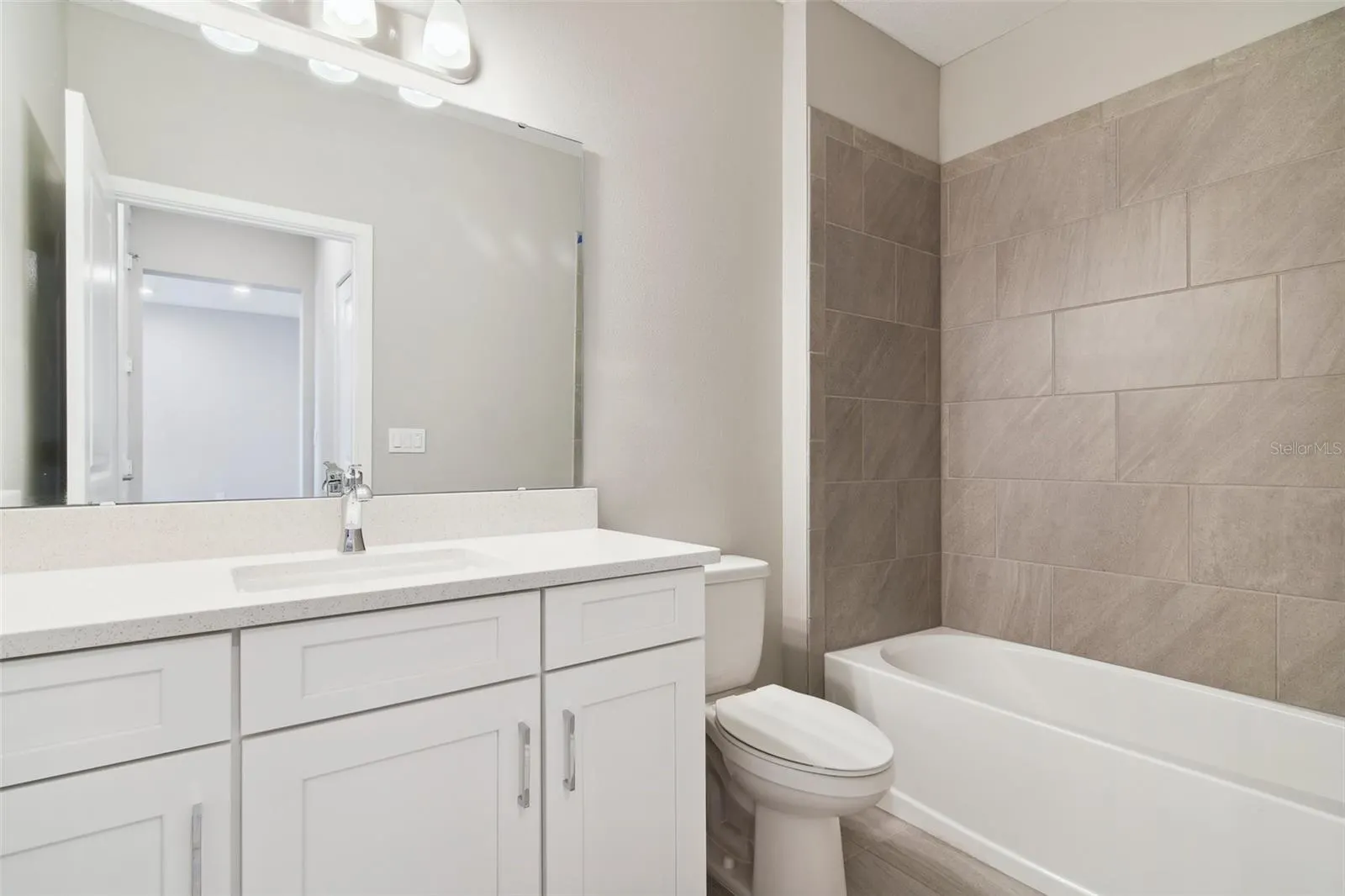 7557 LAUREATE BLVD #6208, #6208