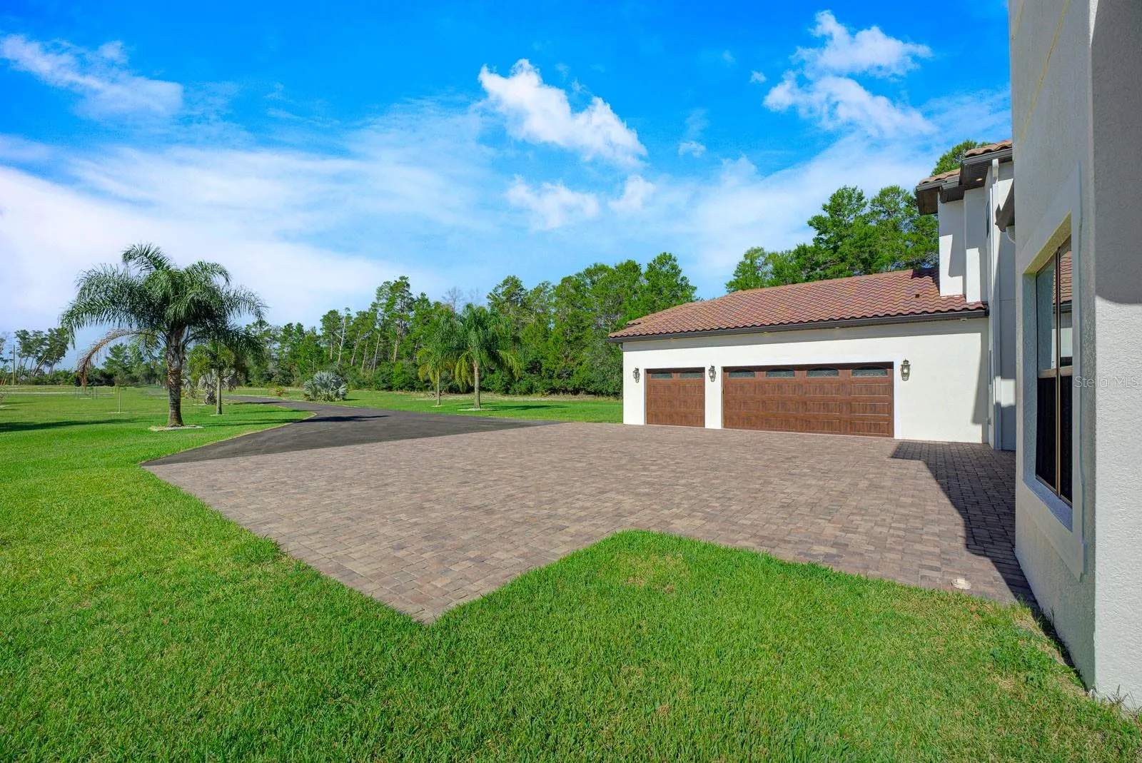 2490 ZUNI RD