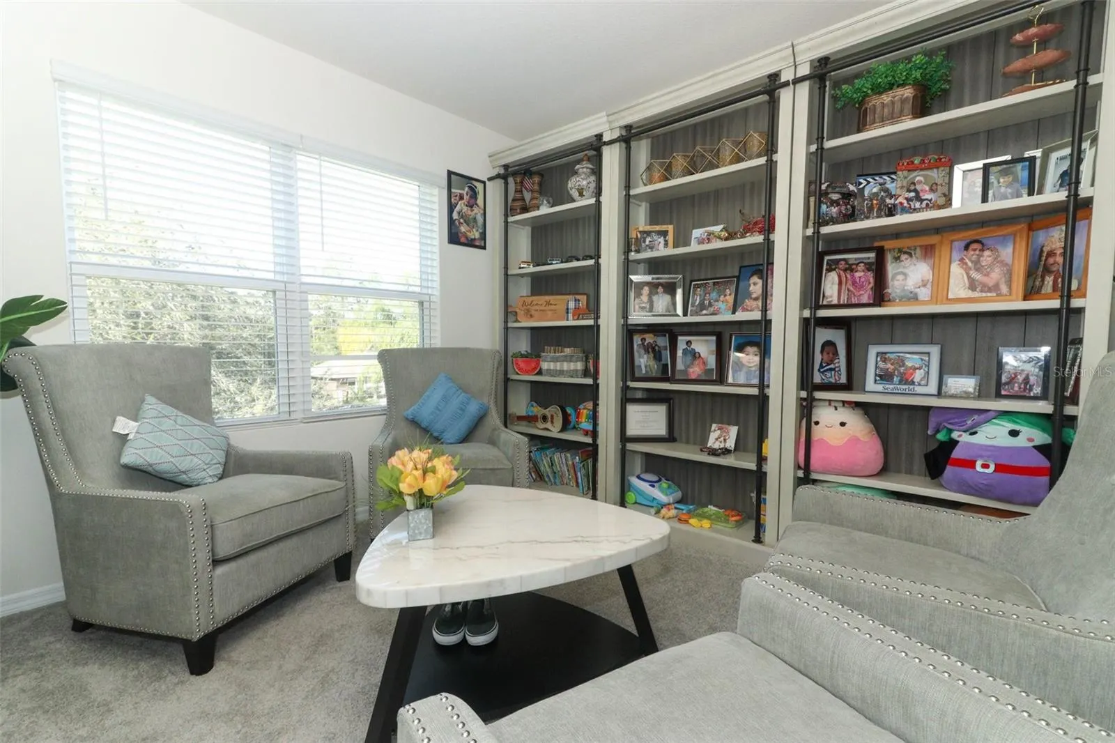 328 CONWAY AVE