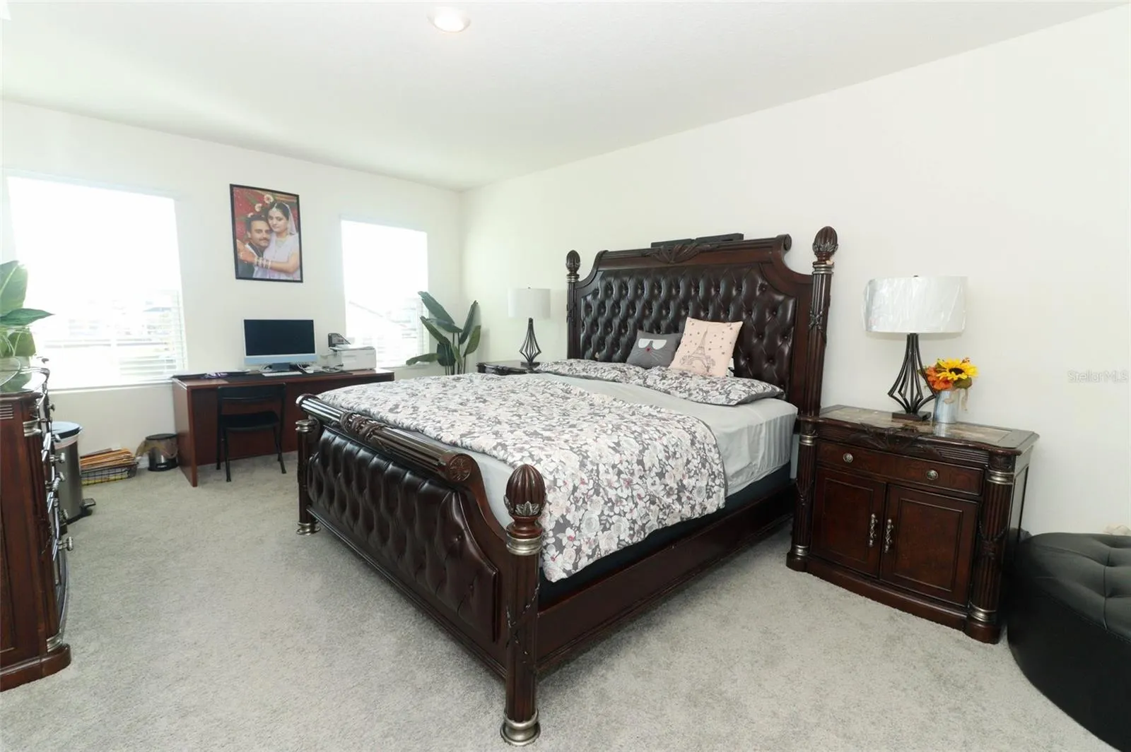 328 CONWAY AVE