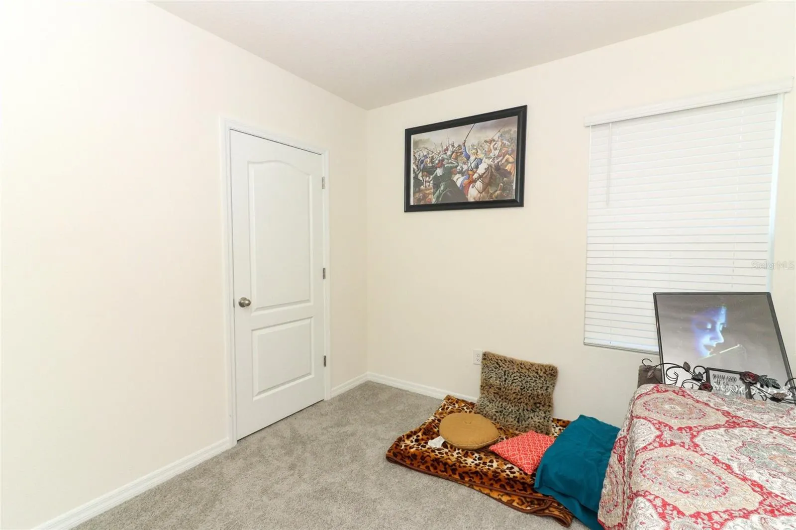 328 CONWAY AVE