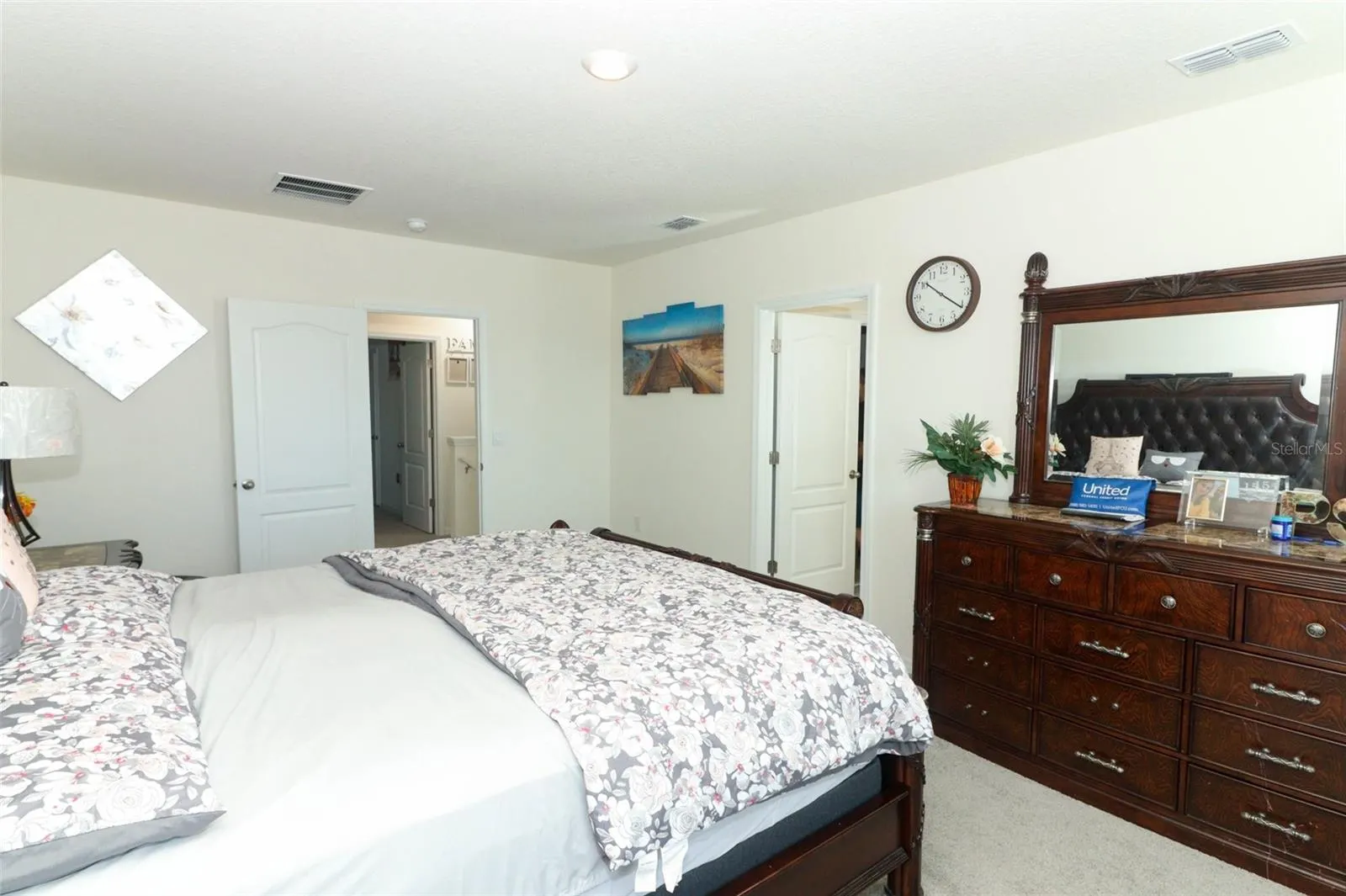 328 CONWAY AVE