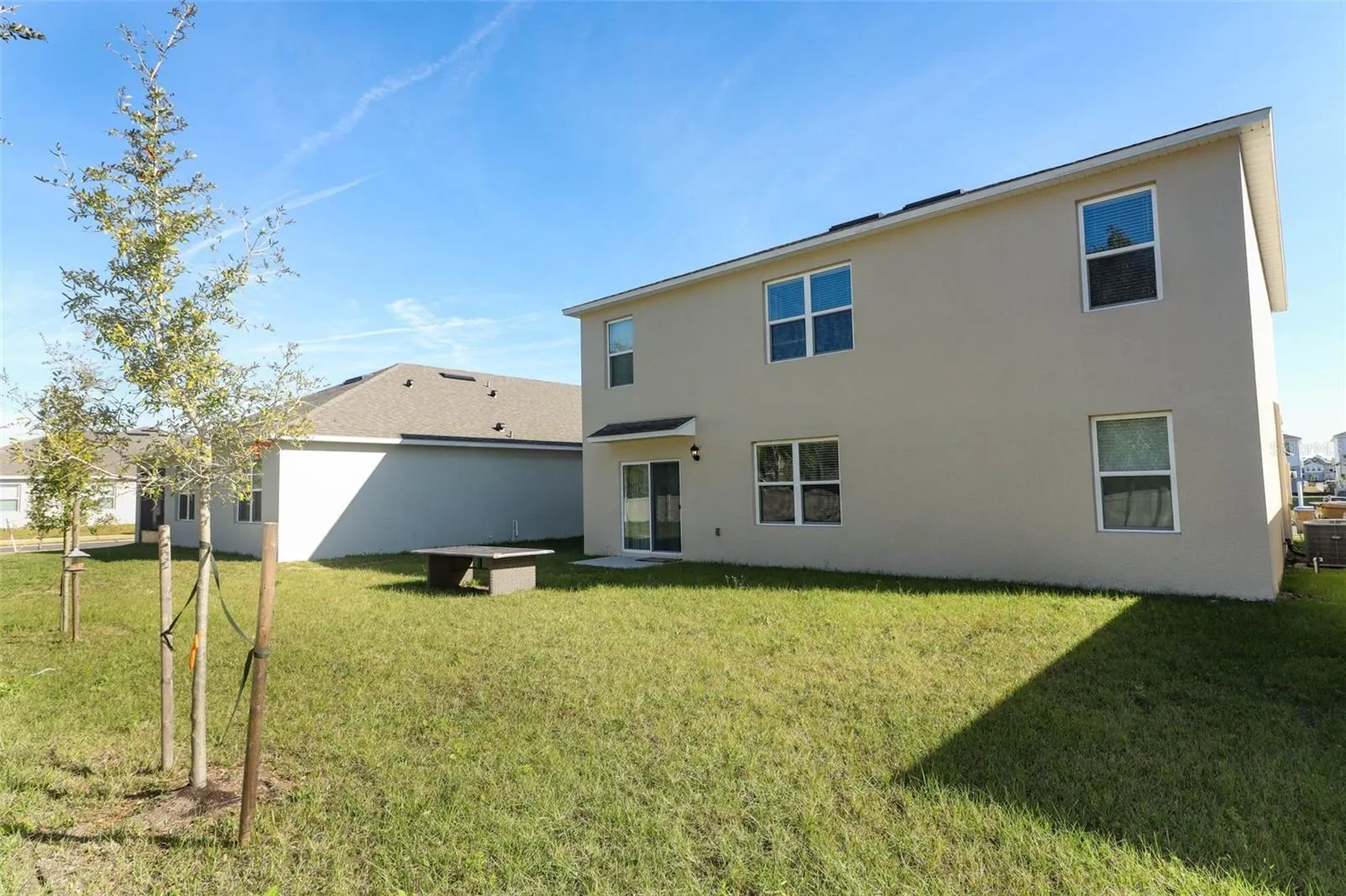 328 CONWAY AVE