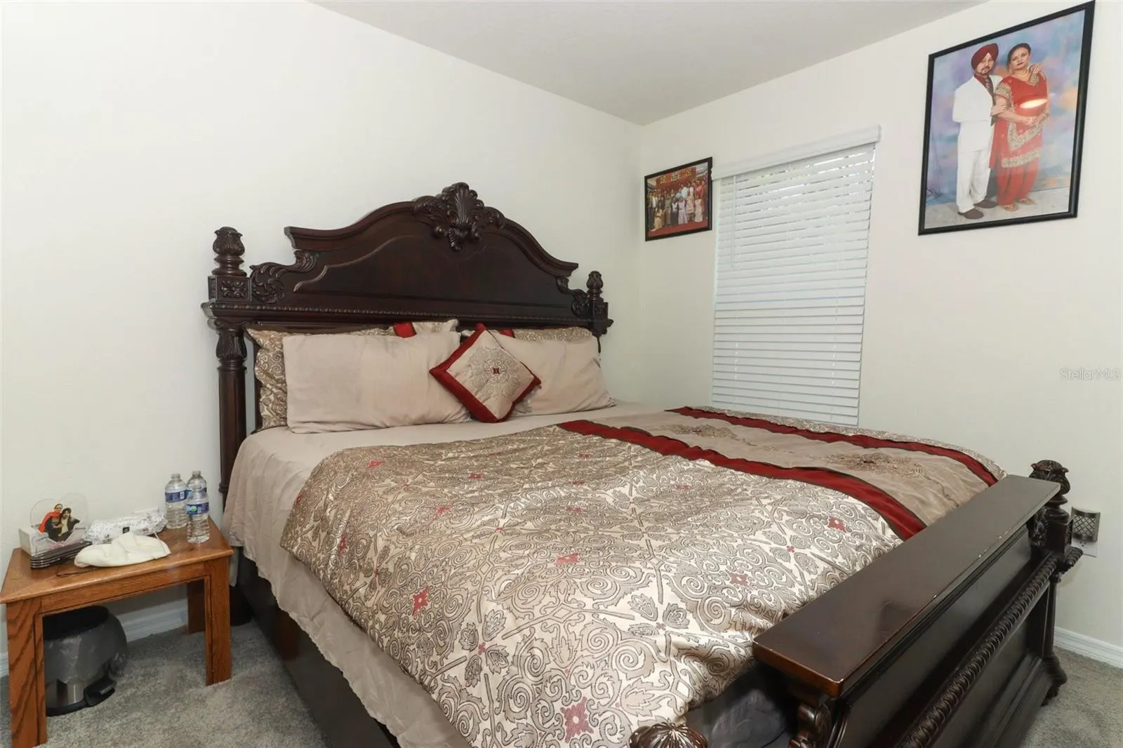 328 CONWAY AVE