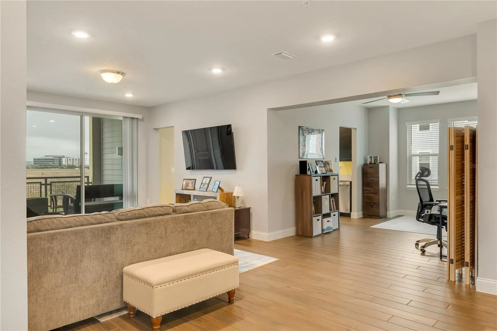 7517 LAUREATE BLVD #4206, #4206