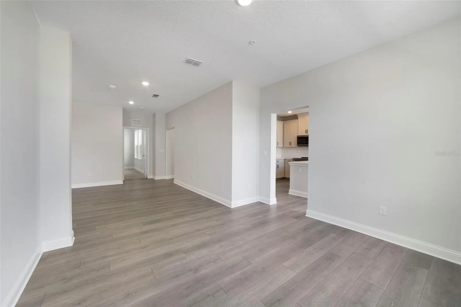 7545 LAUREATE BLVD #7202, #7202