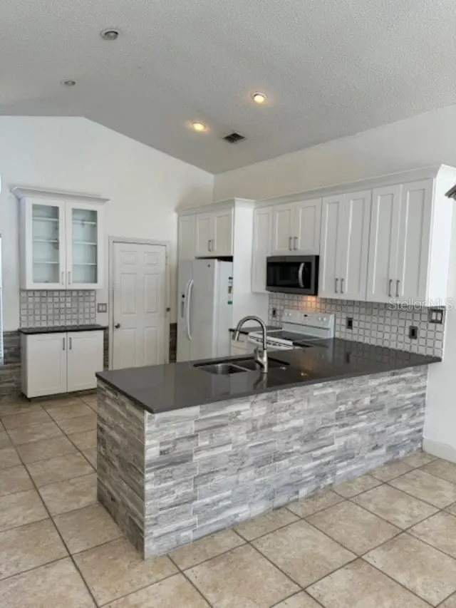 1623 BRIDGEVIEW CIR