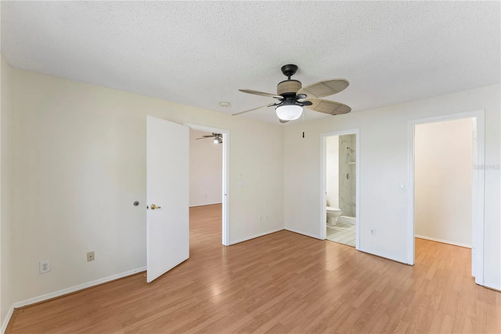 13852 TIMBERBROOKE DR #203, #203