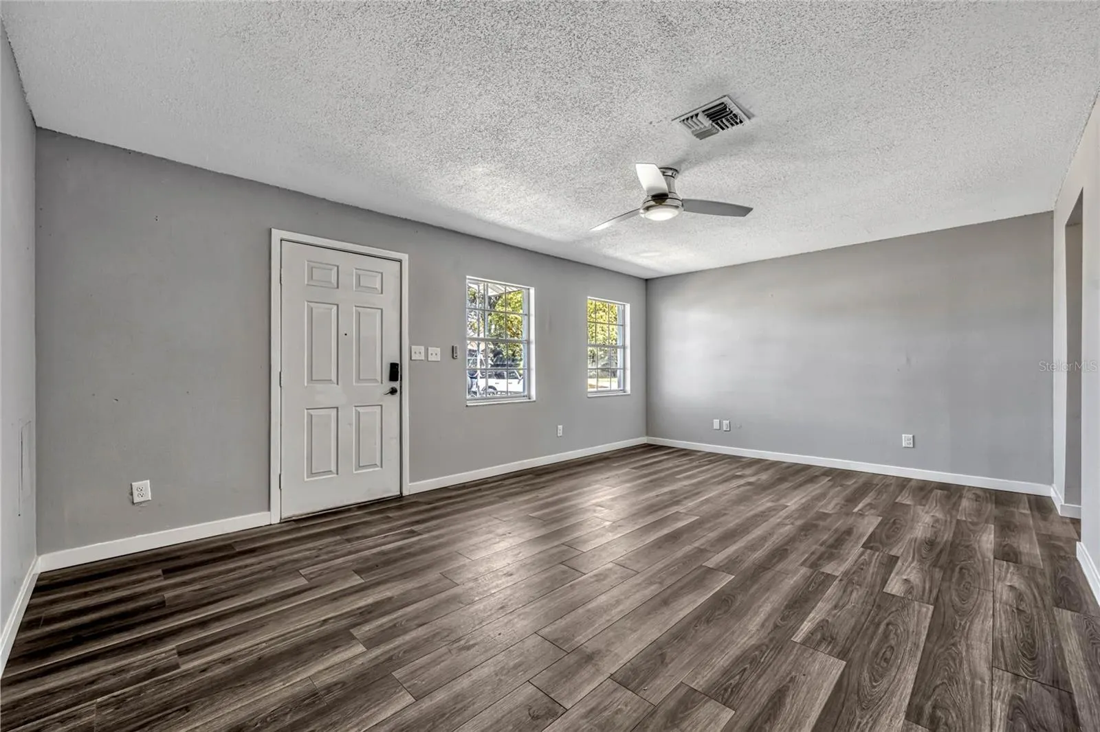 188 CITRUS DR