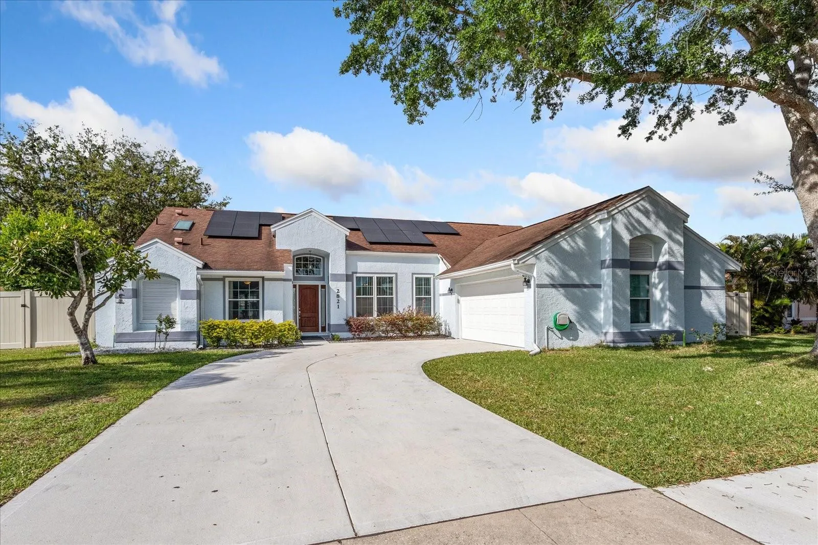 2821 LONE FEATHER DR