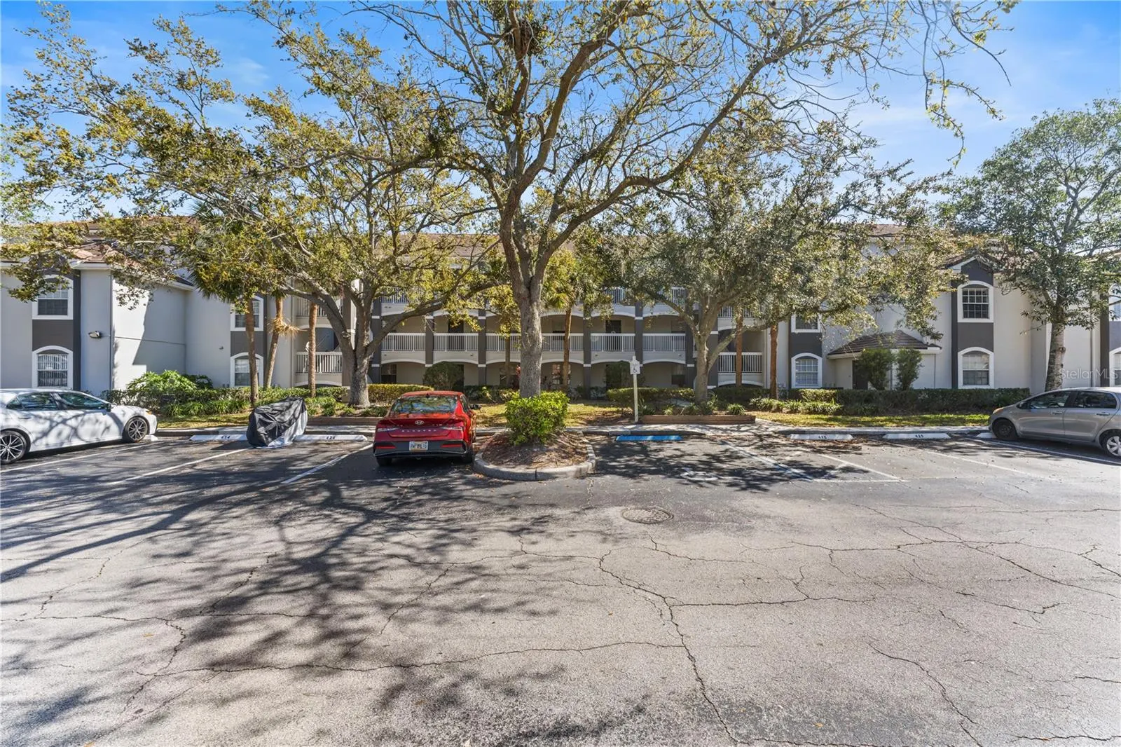 14013 FAIRWAY ISLAND DR #434, #434