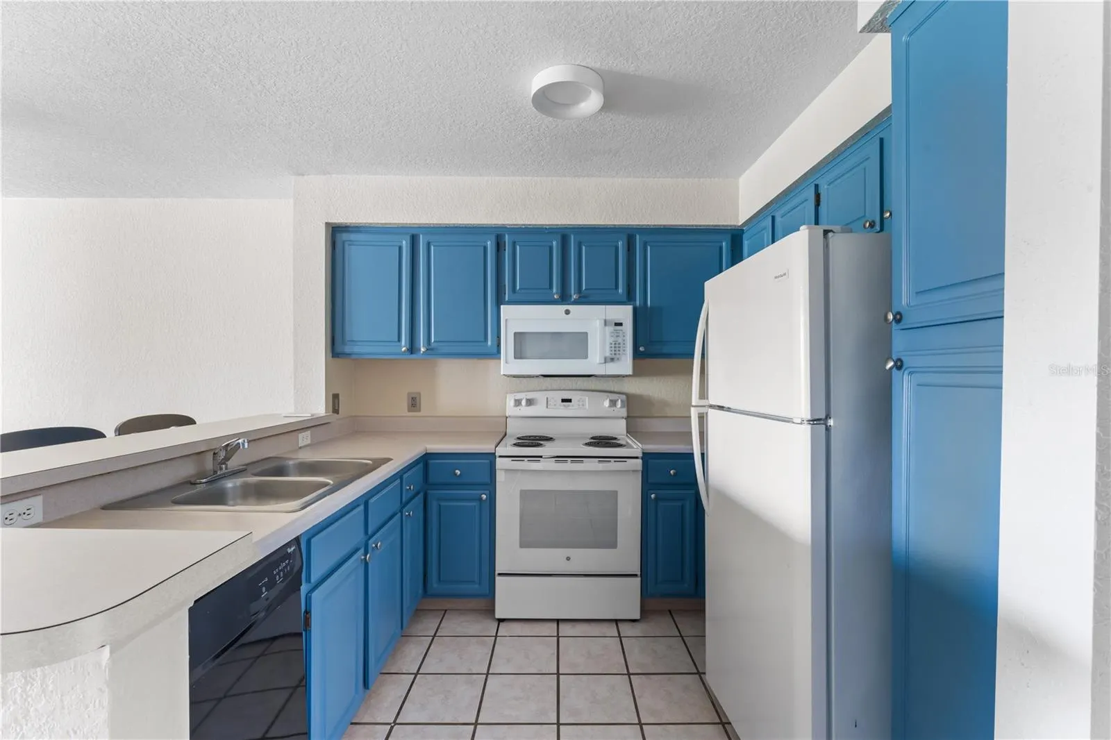 14013 FAIRWAY ISLAND DR #434, #434