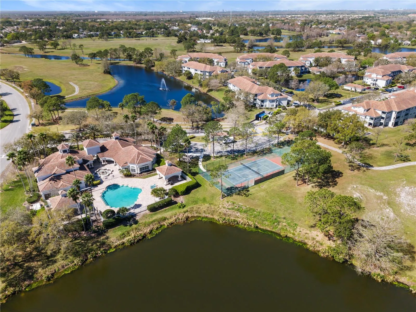 14013 FAIRWAY ISLAND DR #434, #434