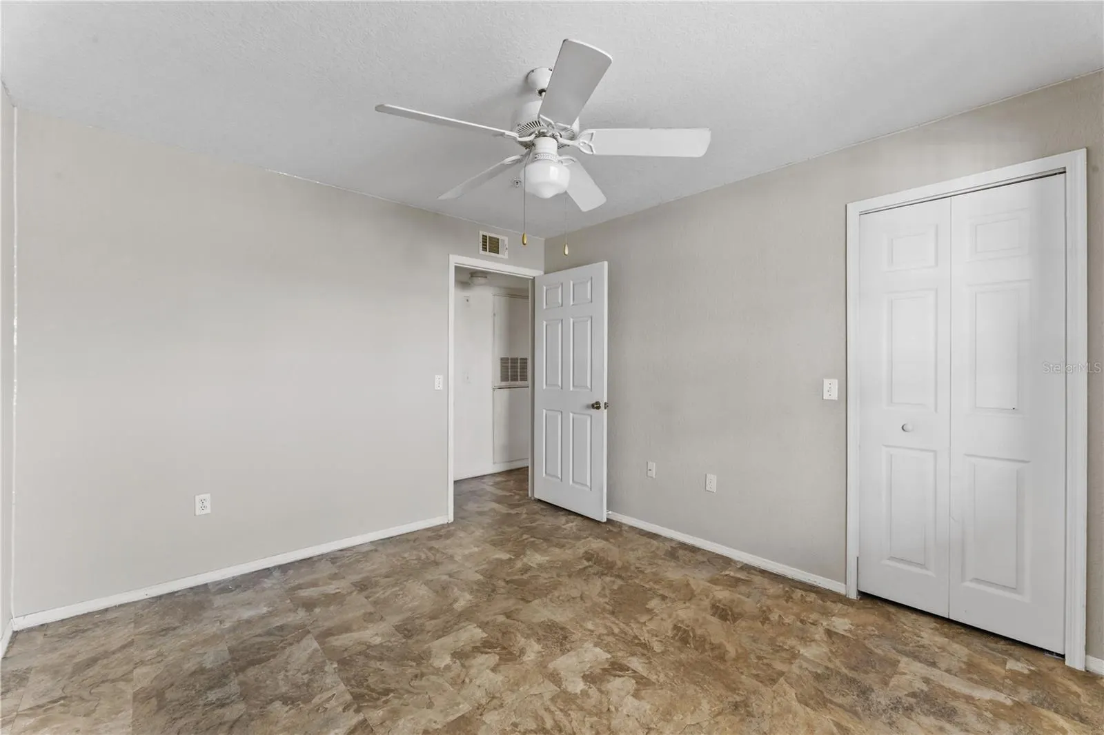 14013 FAIRWAY ISLAND DR #434, #434