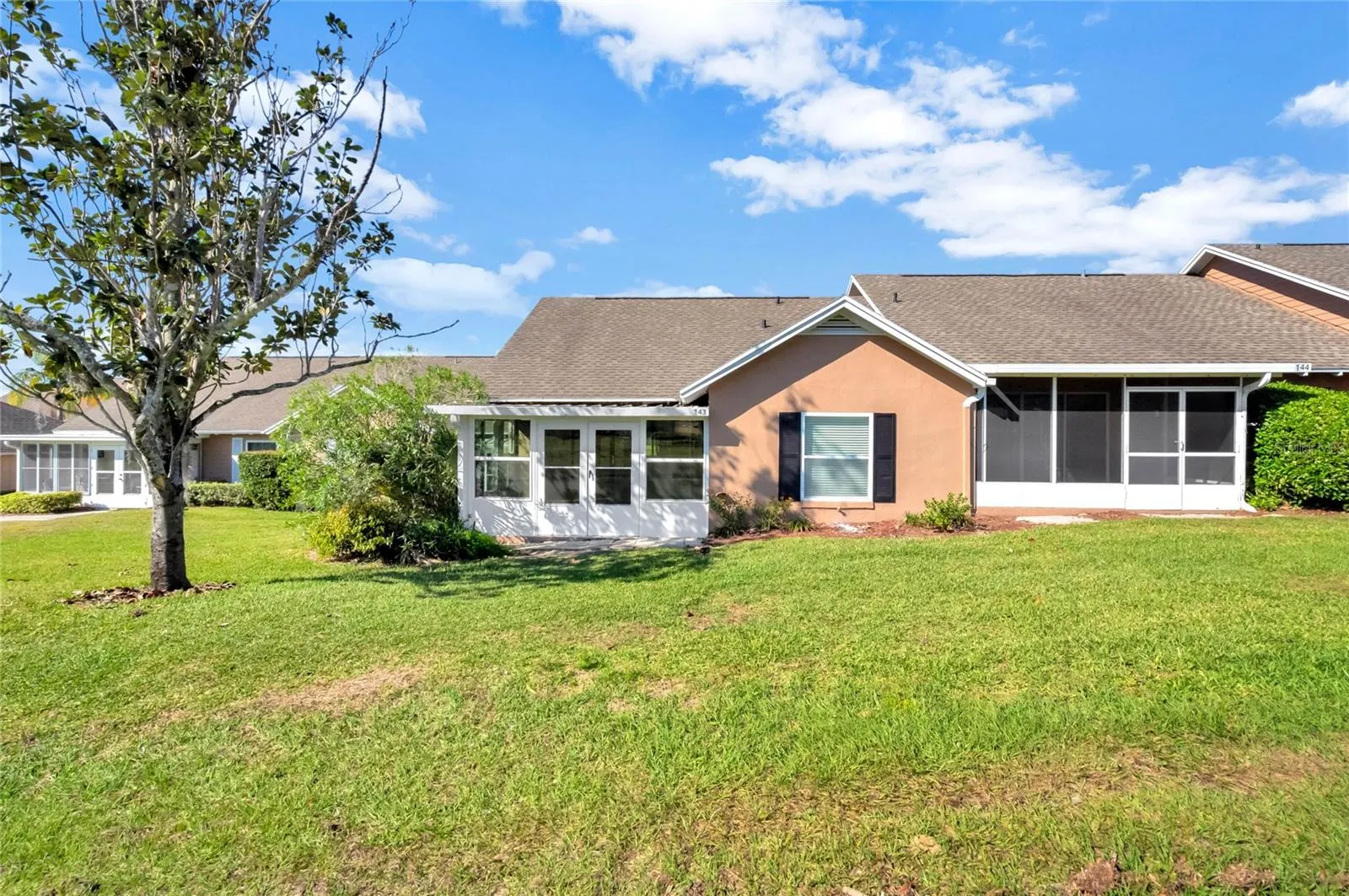 1236 VILLA LN #143, #143