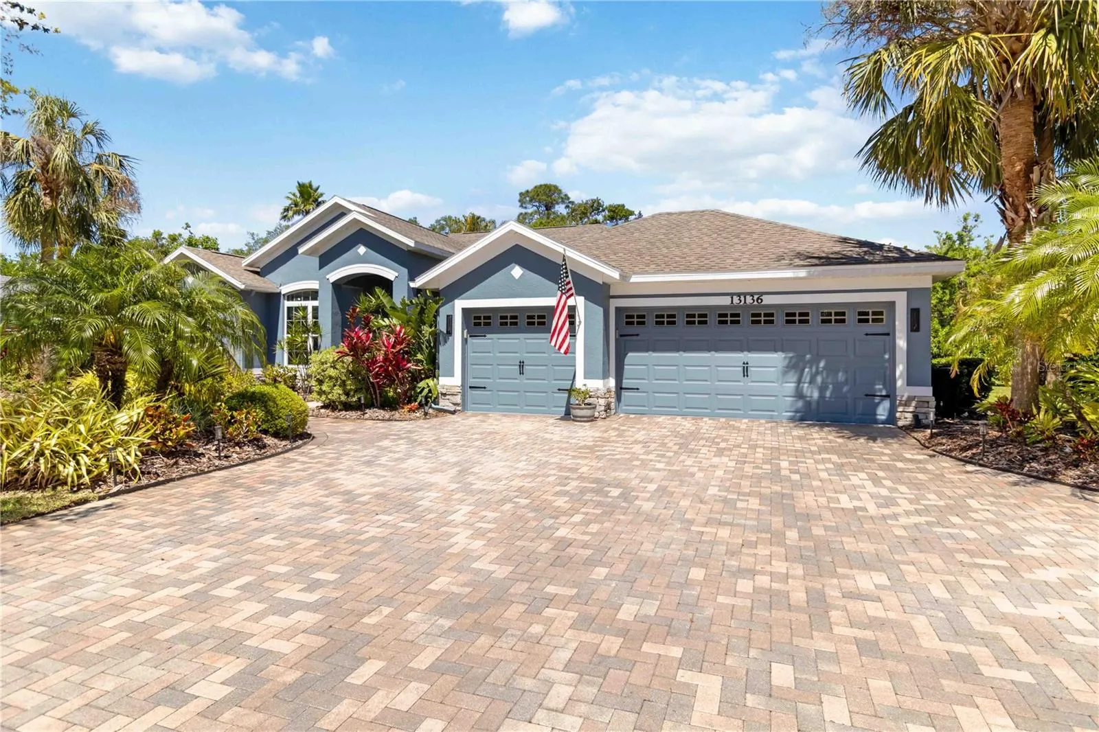 13136 PEREGRIN CIR