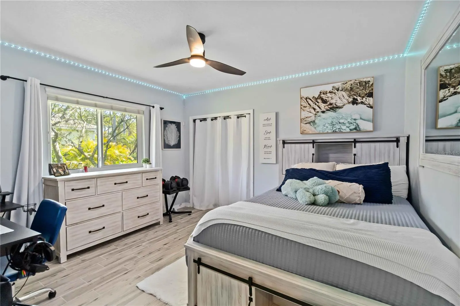 13136 PEREGRIN CIR