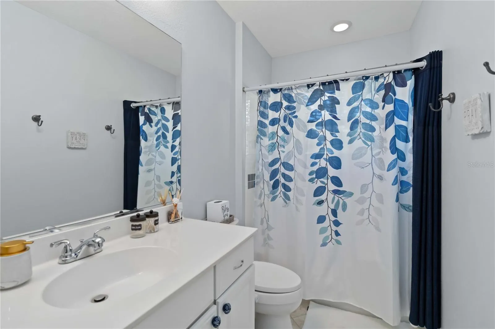 13136 PEREGRIN CIR