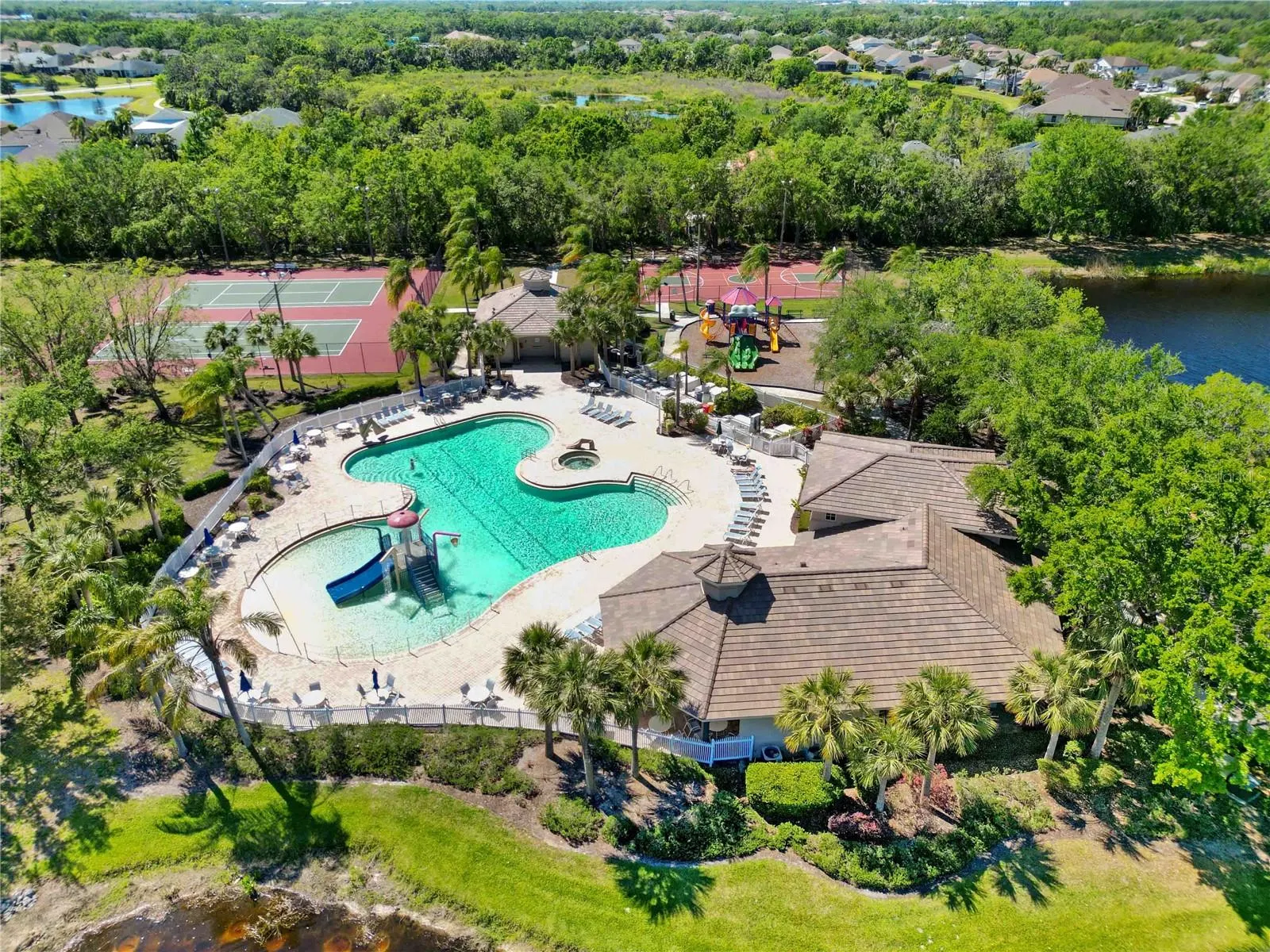 13136 PEREGRIN CIR
