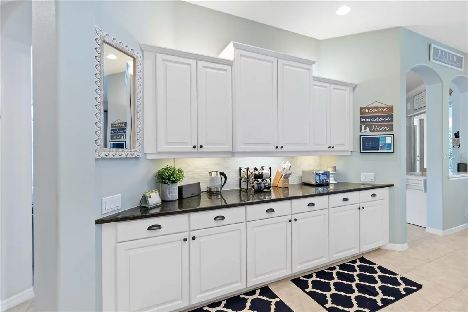 13136 PEREGRIN CIR