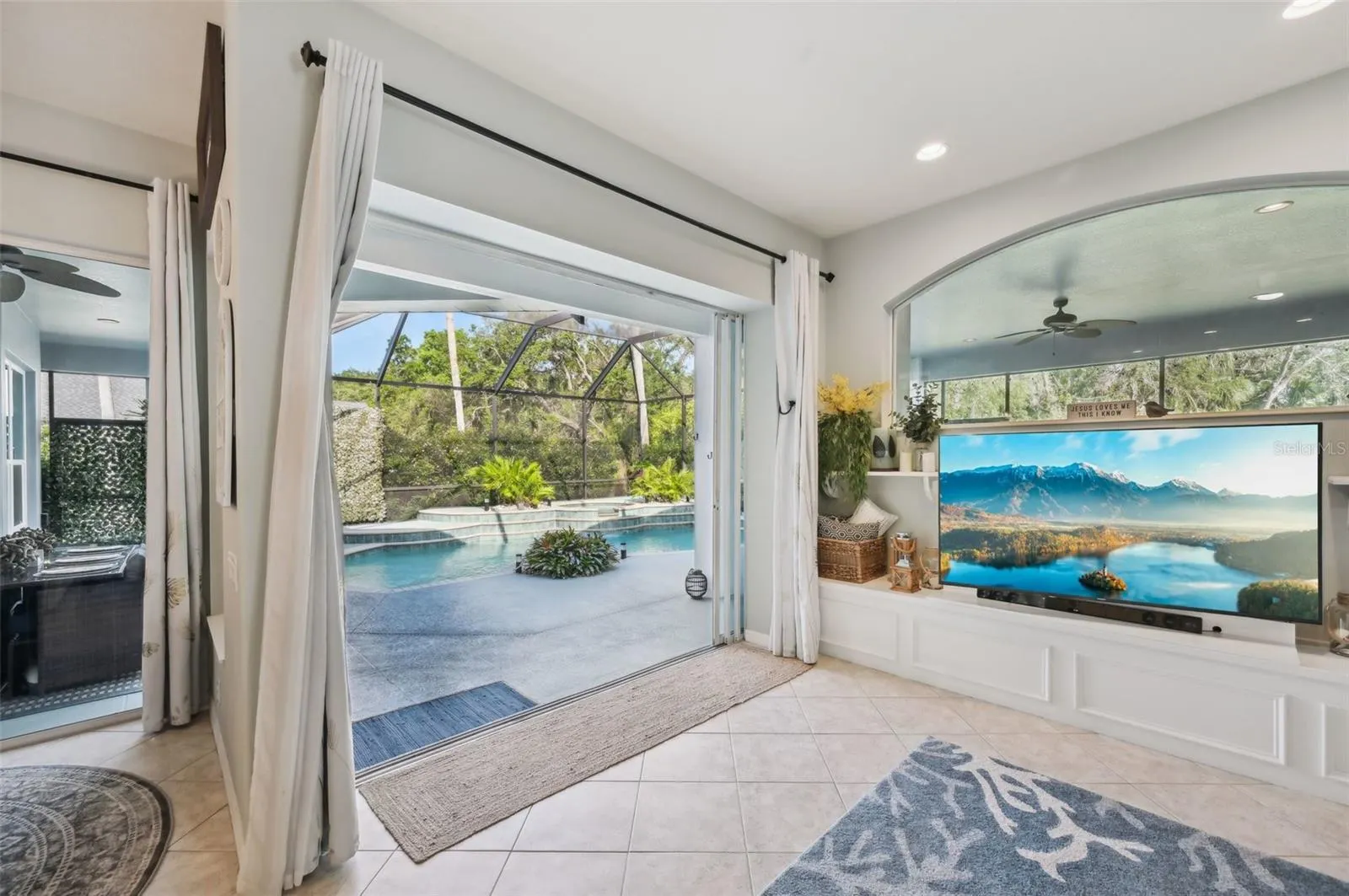 13136 PEREGRIN CIR