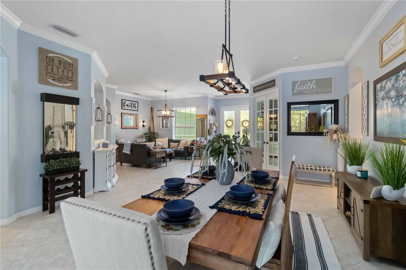 13136 PEREGRIN CIR