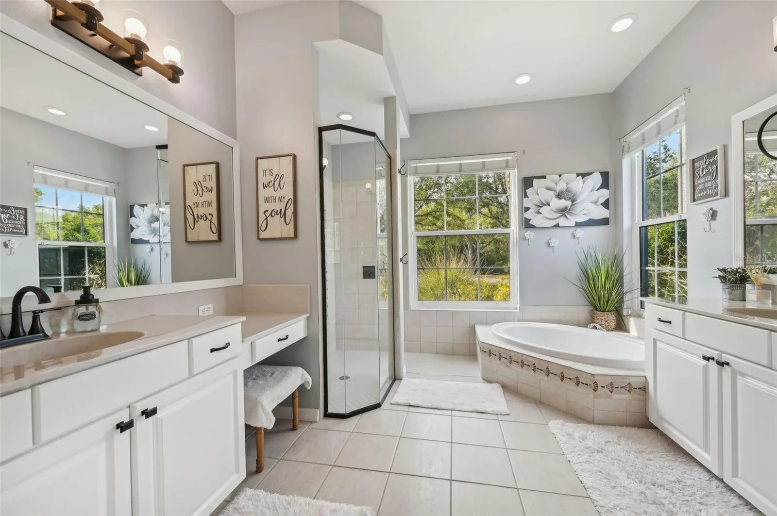 13136 PEREGRIN CIR