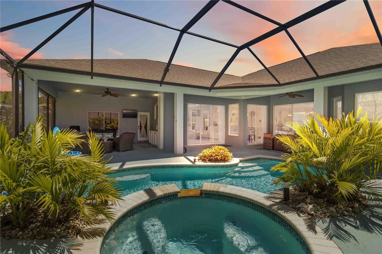 13136 PEREGRIN CIR