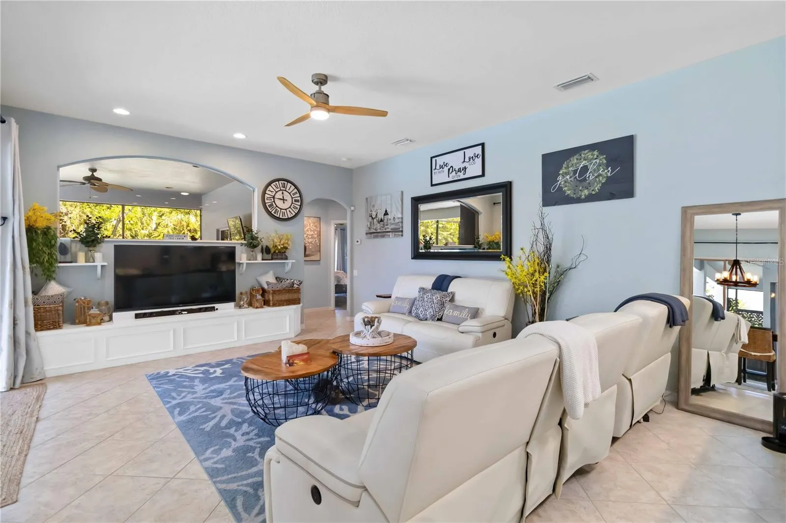 13136 PEREGRIN CIR