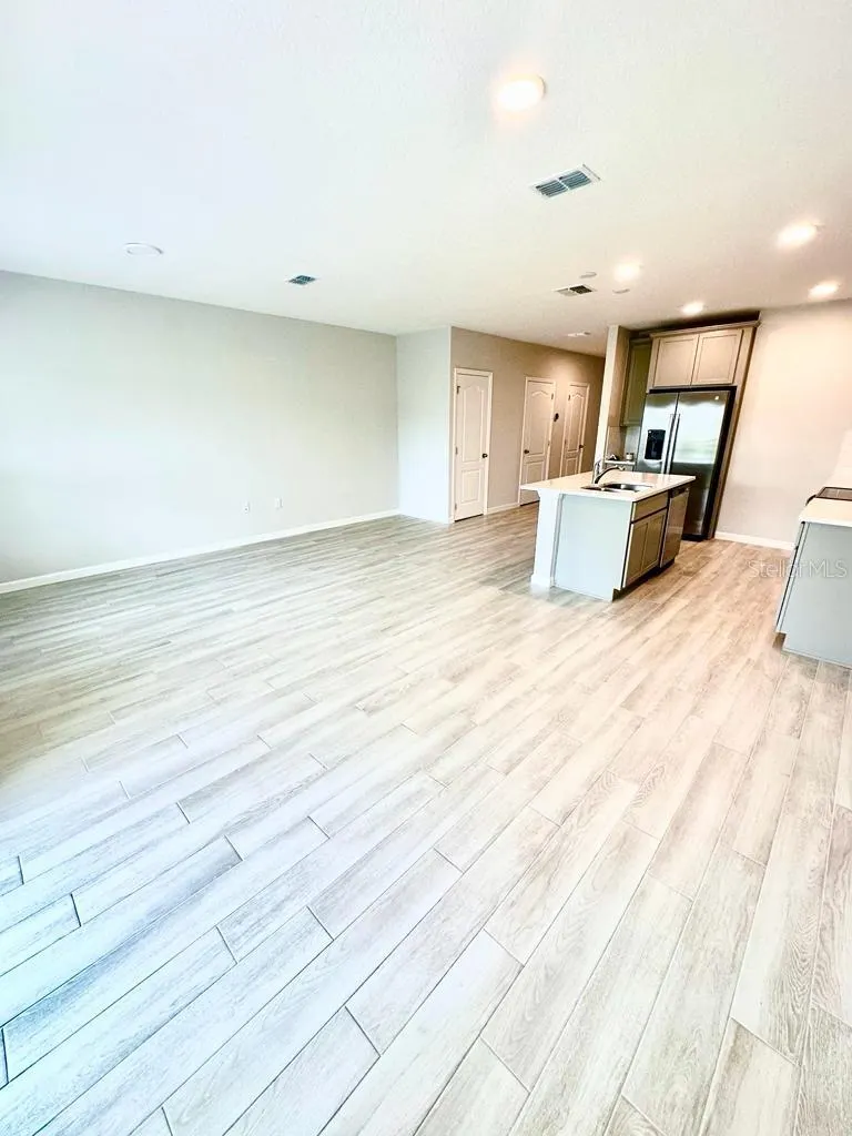 2834 NARCOOSSEE COMMONS WAY