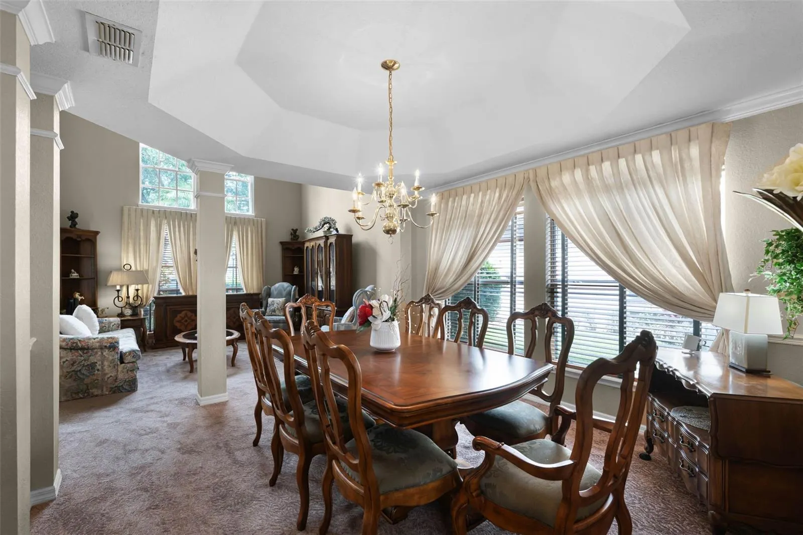 3033 ZAHARIAS DR